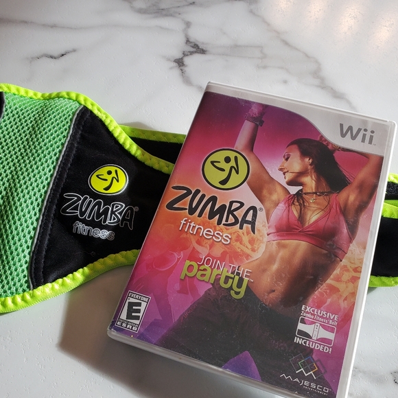 Zumba Fitness Game for Wii with Belt - Picture 9 of 9